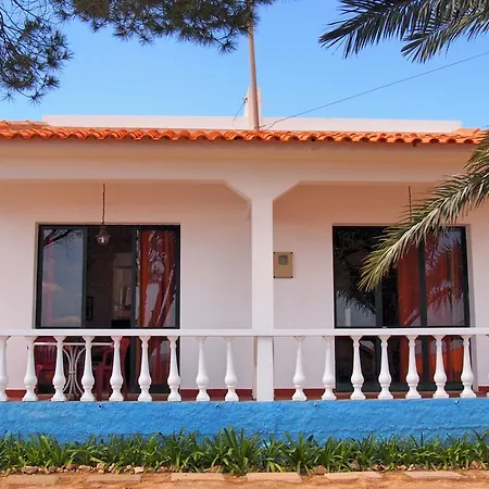 Ourmadeira - Mary, Informal, Close To The *