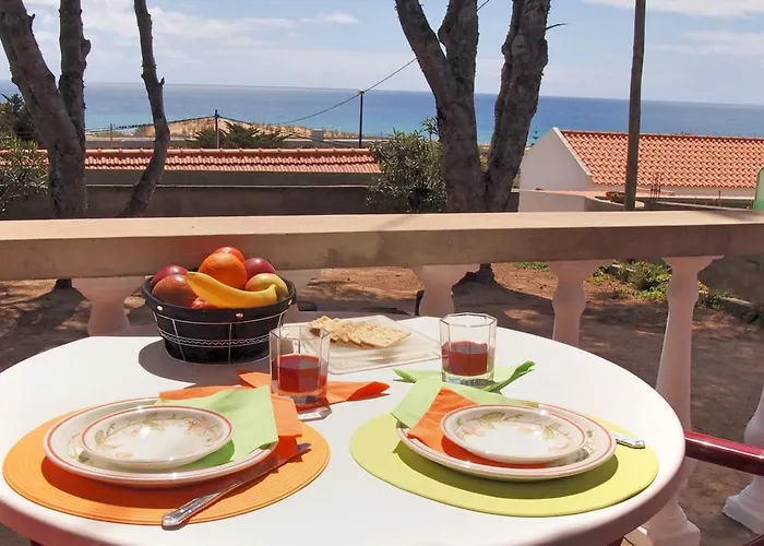 Ourmadeira - Mary Porto Santo